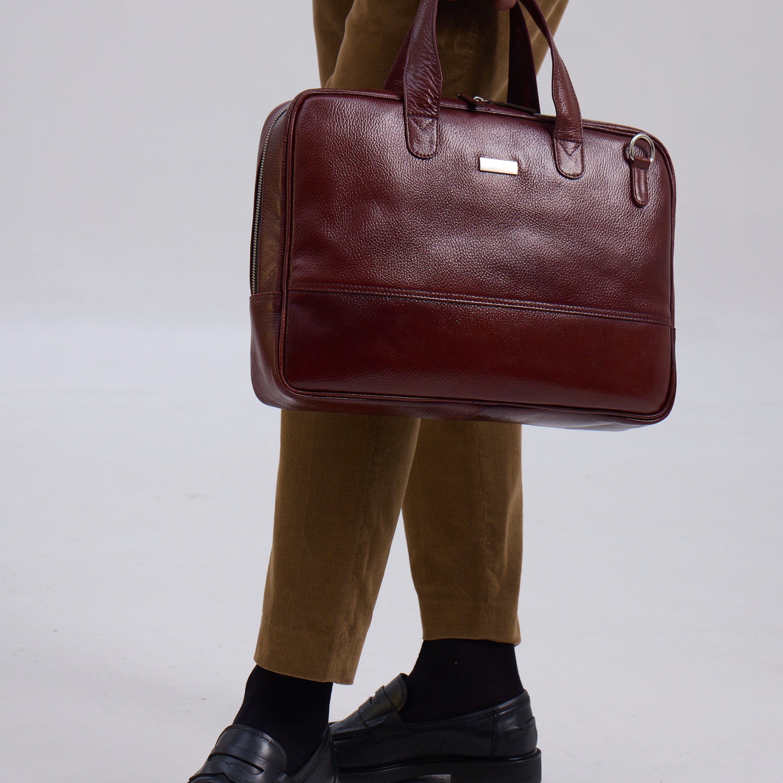 Elevate Your Style with Indian Cobbler's Laptoptaschen Herren Kollection